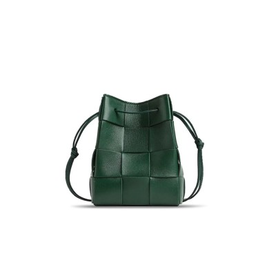 BOTTEGA VENETA LARGE CASSETTE BUCKE 680218VCQC43035 (18*14*14cm)